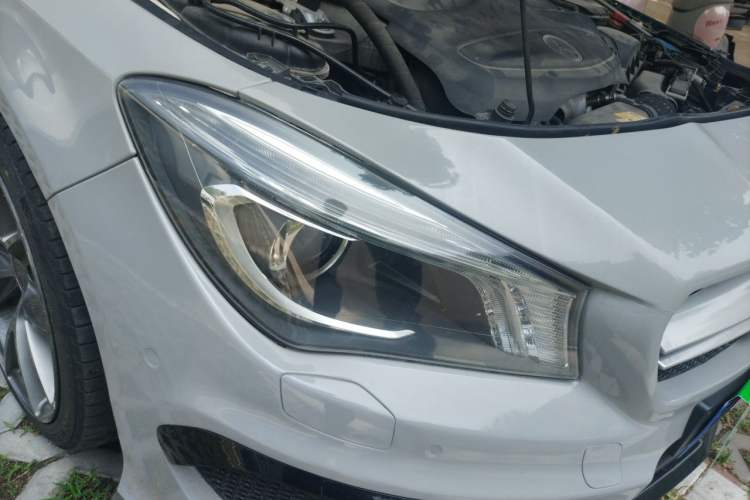 Used Mercedes-Benz CLA 2014 CLA 260 4MATIC Right Front Headlight