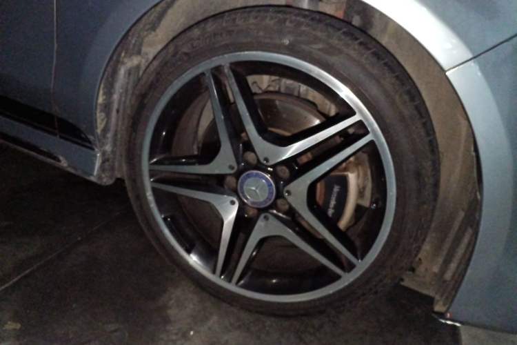 Used Mercedes-Benz CLA 2014 CLA 260 4MATIC Right Front Wheel Hub
