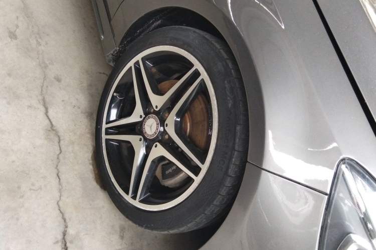 Used Mercedes-Benz CLA 2014 CLA 260 4MATIC Right Front Wheel Hub