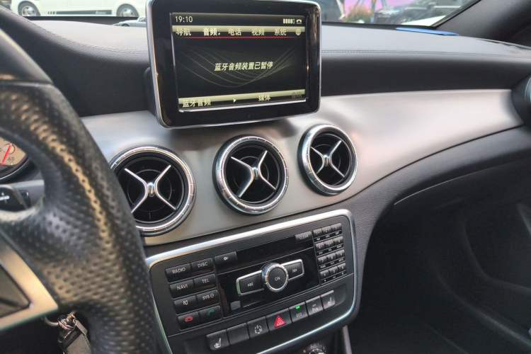 Used Mercedes-Benz CLA 2014 CLA 260 4MATIC Audio And AC Panel