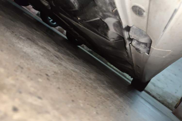 Used Mercedes-Benz CLA 2014 CLA 260 4MATIC Chassis Rear Right