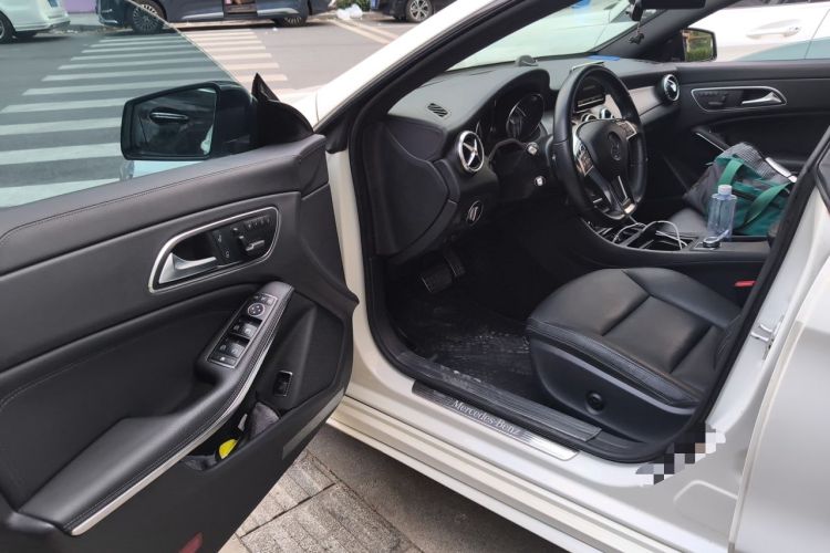 Used Mercedes-Benz CLA 2014 CLA 260 4MATIC Driver Seat