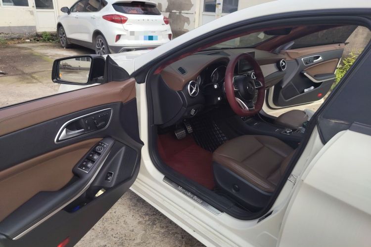 Used Mercedes-Benz CLA 2014 CLA 260 4MATIC Driver Seat