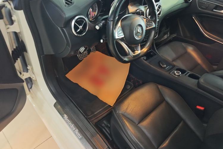 Used Mercedes-Benz CLA 2014 CLA 260 4MATIC Driver Seat
