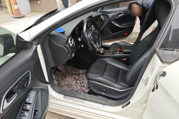 Used Mercedes-Benz CLA 2014 CLA 260 4MATIC Driver Seat