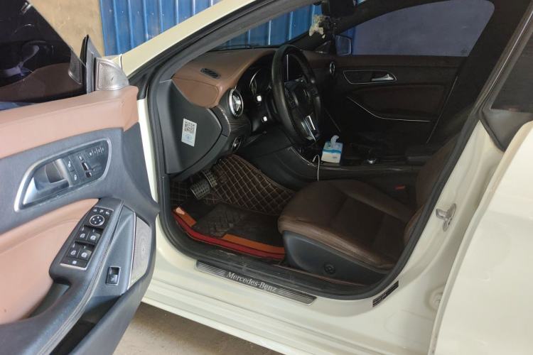 Used Mercedes-Benz CLA 2014 CLA 260 4MATIC Driver Seat