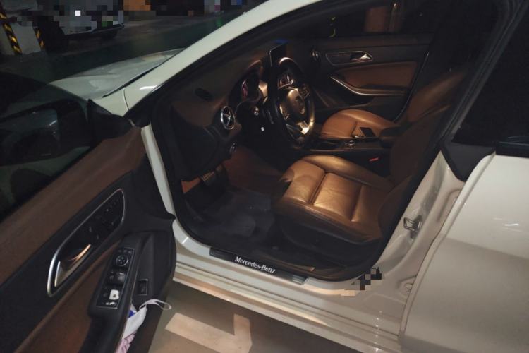 Used Mercedes-Benz CLA 2014 CLA 260 4MATIC Driver Seat