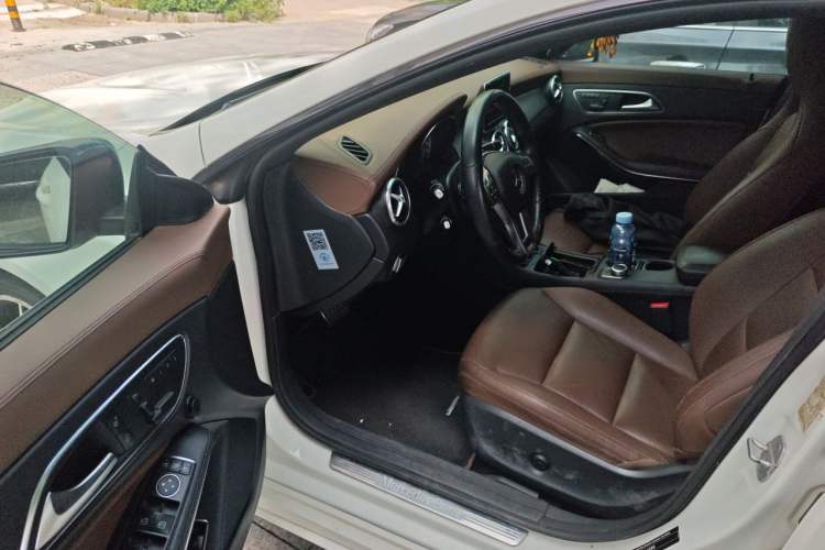 Used Mercedes-Benz CLA 2014 CLA 260 4MATIC Driver Seat