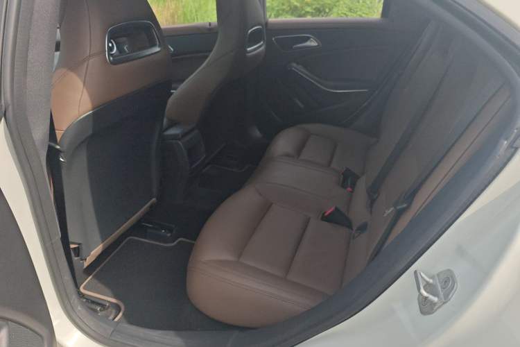Used Mercedes-Benz CLA 2014 CLA 260 4MATIC Driver Seat
