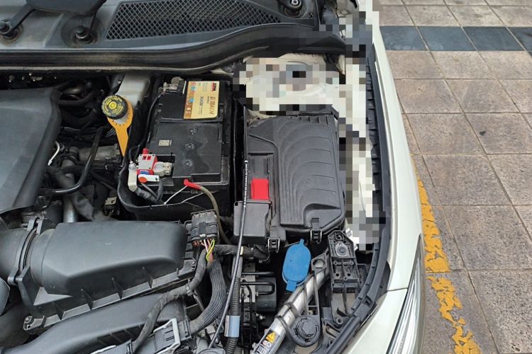 Used Mercedes-Benz CLA 2014 CLA 260 4MATIC Engine Bay Left