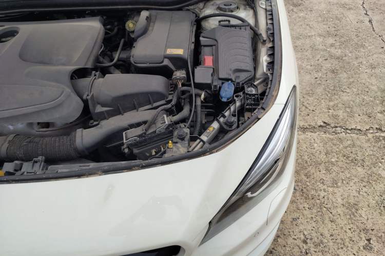 Used Mercedes-Benz CLA 2014 CLA 260 4MATIC Engine Bay Left