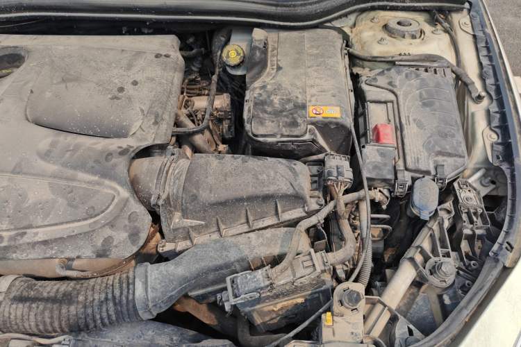 Used Mercedes-Benz CLA 2014 CLA 260 4MATIC Engine Bay Left