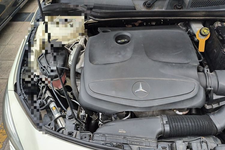 Used Mercedes-Benz CLA 2014 CLA 260 4MATIC Engine Bay Right