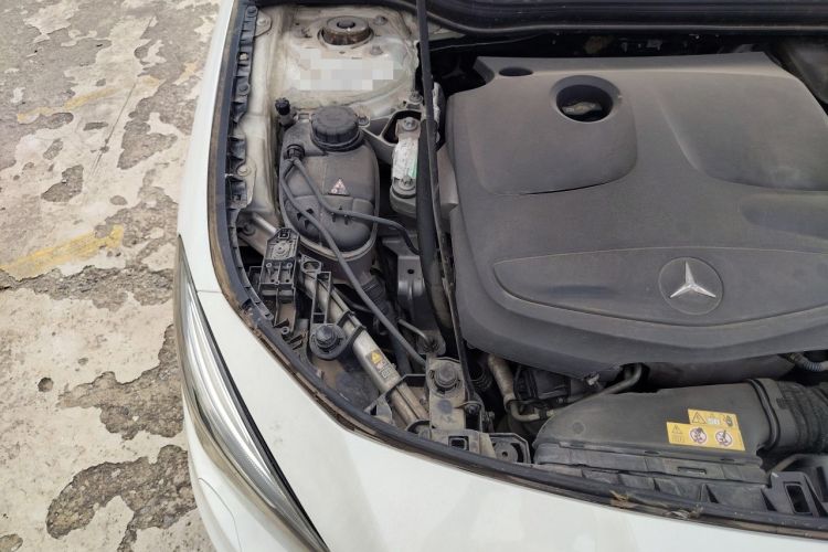 Used Mercedes-Benz CLA 2014 CLA 260 4MATIC Engine Bay Right