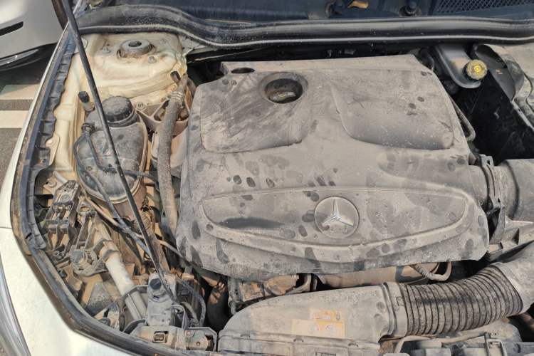 Used Mercedes-Benz CLA 2014 CLA 260 4MATIC Engine Bay Right