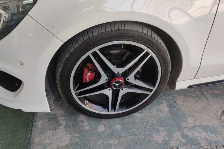 Used Mercedes-Benz CLA 2014 CLA 260 4MATIC Exterior 7