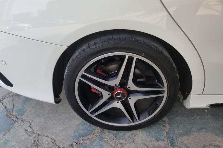 Used Mercedes-Benz CLA 2014 CLA 260 4MATIC Exterior 8