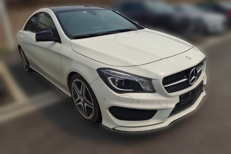Used Mercedes-Benz CLA 2014 CLA 260 4MATIC Front Right 45 Deg