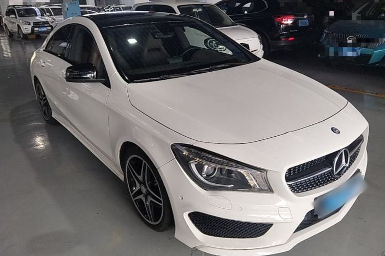 Used Mercedes-Benz CLA 2014 CLA 260 4MATIC Front Right 45 Deg