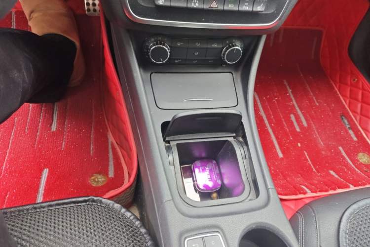 Used Mercedes-Benz CLA 2014 CLA 260 4MATIC Gear Lever