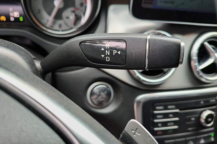 Used Mercedes-Benz CLA 2014 CLA 260 4MATIC Gear Lever