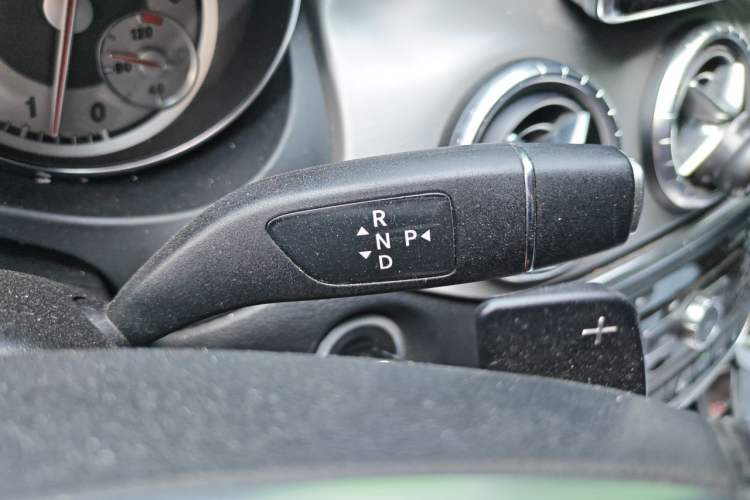 Used Mercedes-Benz CLA 2014 CLA 260 4MATIC Gear Lever