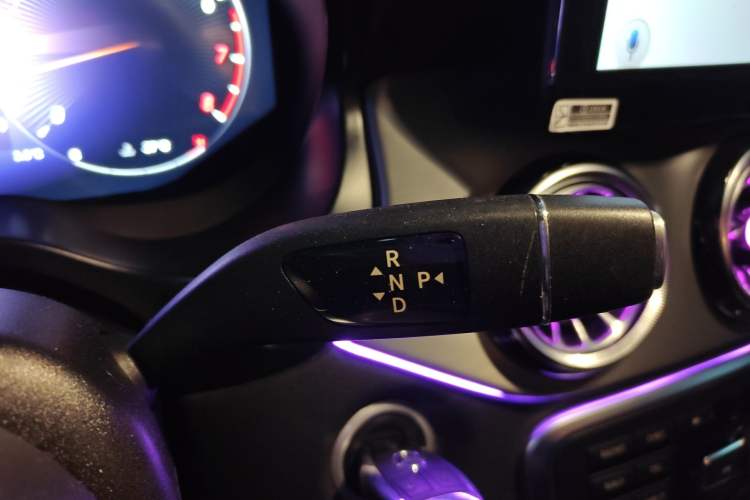 Used Mercedes-Benz CLA 2014 CLA 260 4MATIC Gear Lever