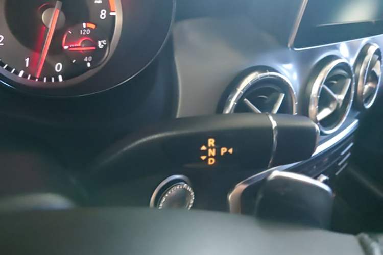 Used Mercedes-Benz CLA 2014 CLA 260 4MATIC Gear Lever