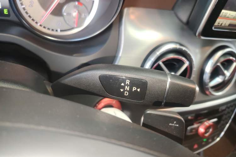 Used Mercedes-Benz CLA 2014 CLA 260 4MATIC Gear Lever