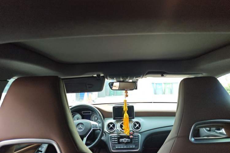 Used Mercedes-Benz CLA 2014 CLA 260 4MATIC Headliner