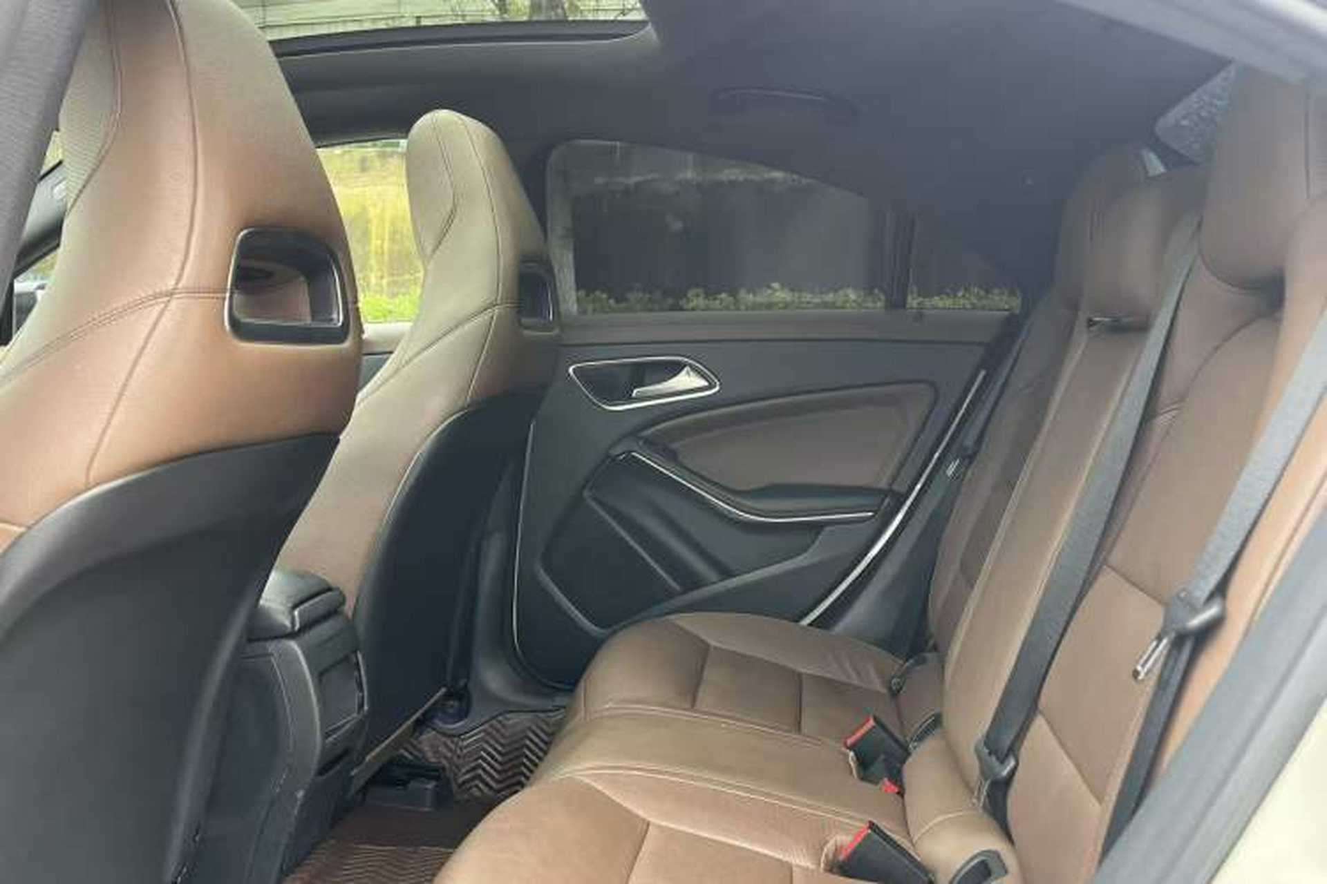 Used Mercedes-Benz CLA 2014 CLA 260 4MATIC Interior 5