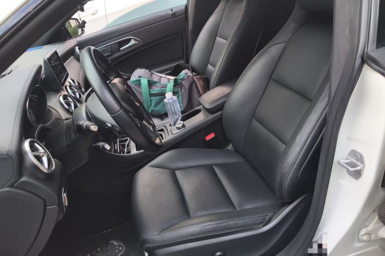 Used Mercedes-Benz CLA 2014 CLA 260 4MATIC Left Front Seat