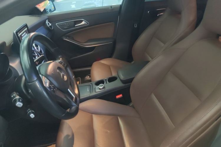 Used Mercedes-Benz CLA 2014 CLA 260 4MATIC Left Front Seat