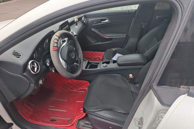 Used Mercedes-Benz CLA 2014 CLA 260 4MATIC Left Front Seat