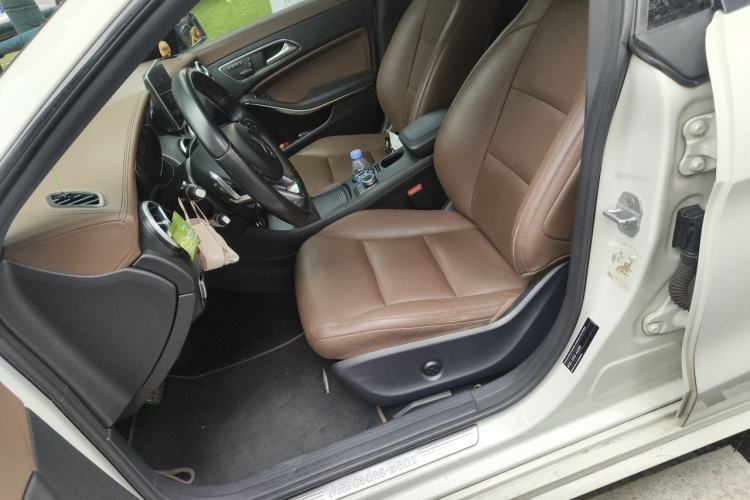 Used Mercedes-Benz CLA 2014 CLA 260 4MATIC Left Front Seat