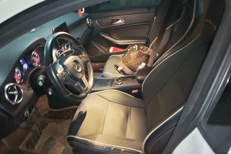 Used Mercedes-Benz CLA 2014 CLA 260 4MATIC Left Front Seat