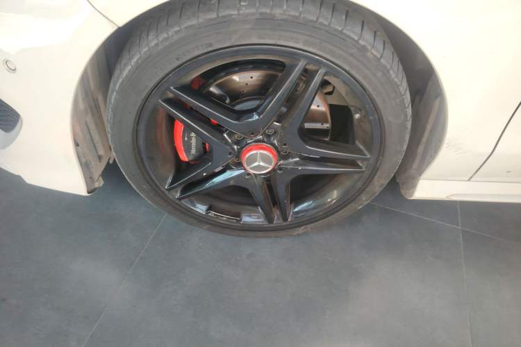 Used Mercedes-Benz CLA 2014 CLA 260 4MATIC Left Front Wheel Hub