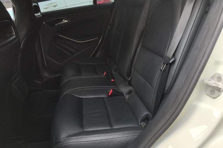 Used Mercedes-Benz CLA 2014 CLA 260 4MATIC Left Rear Seat