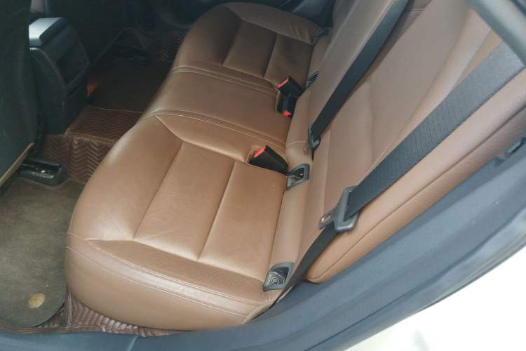 Used Mercedes-Benz CLA 2014 CLA 260 4MATIC Left Rear Seat