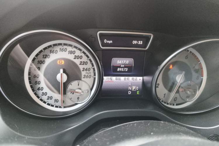 Used Mercedes-Benz CLA 2014 CLA 260 4MATIC Odometer Close Up