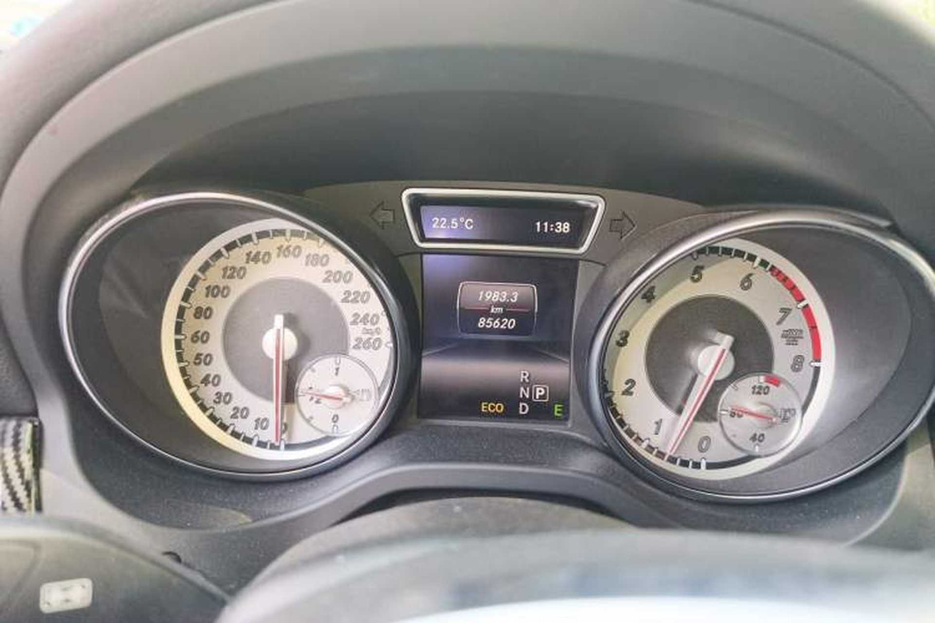 Used Mercedes-Benz CLA 2014 CLA 260 4MATIC Odometer Close Up