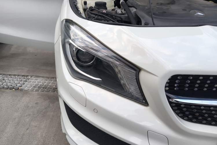 Used Mercedes-Benz CLA 2014 CLA 260 4MATIC Right Front Headlight