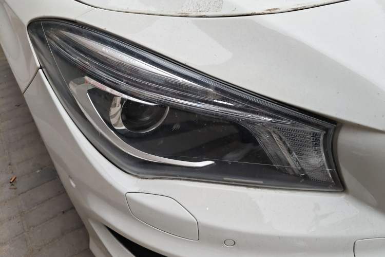 Used Mercedes-Benz CLA 2014 CLA 260 4MATIC Right Front Headlight
