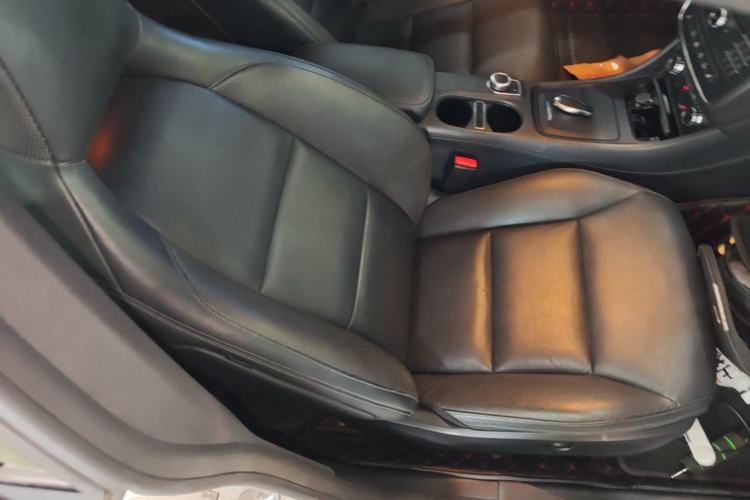 Used Mercedes-Benz CLA 2014 CLA 260 4MATIC Right Front Seat