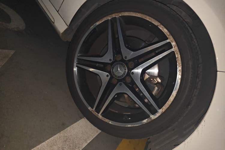 Used Mercedes-Benz CLA 2014 CLA 260 4MATIC Right Front Wheel Hub