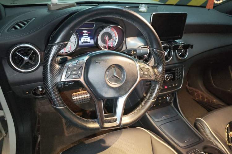 Used Mercedes-Benz CLA 2014 CLA 260 4MATIC Steering Wheel