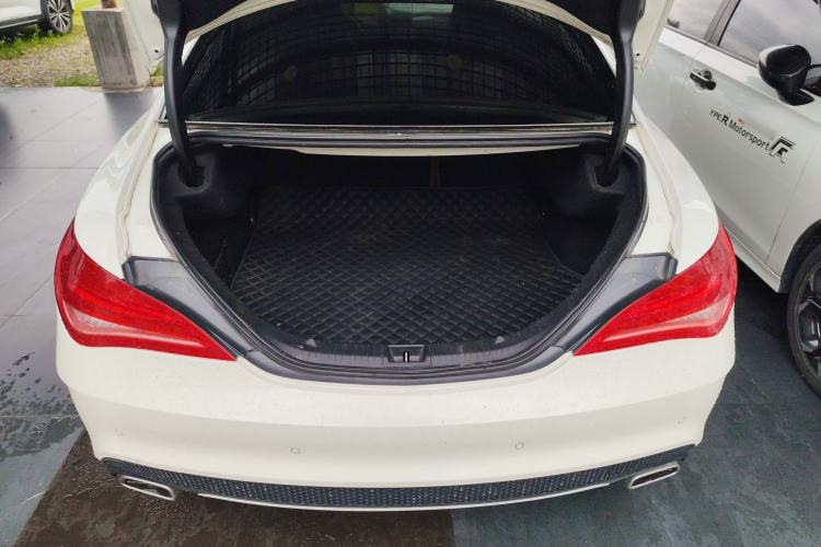 Used Mercedes-Benz CLA 2014 CLA 260 4MATIC Trunk