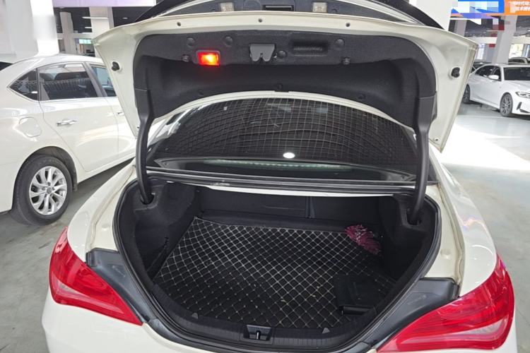 Used Mercedes-Benz CLA 2014 CLA 260 4MATIC Trunk