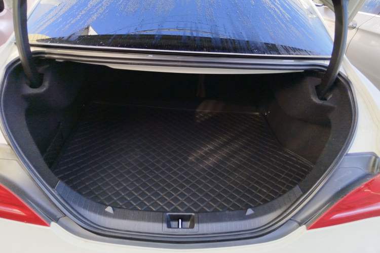 Used Mercedes-Benz CLA 2014 CLA 260 4MATIC Trunk