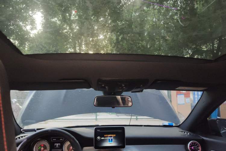 Used Mercedes-Benz CLA 2015 CLA 220 4MATIC Headliner
